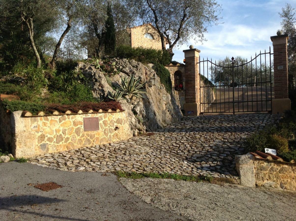 Valuable Rustic Tuscan Swimming Pool, Breathtaking View Of Camaiore Exterior foto
