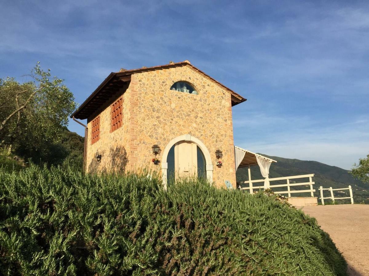 Valuable Rustic Tuscan Swimming Pool, Breathtaking View Of Camaiore Exterior foto